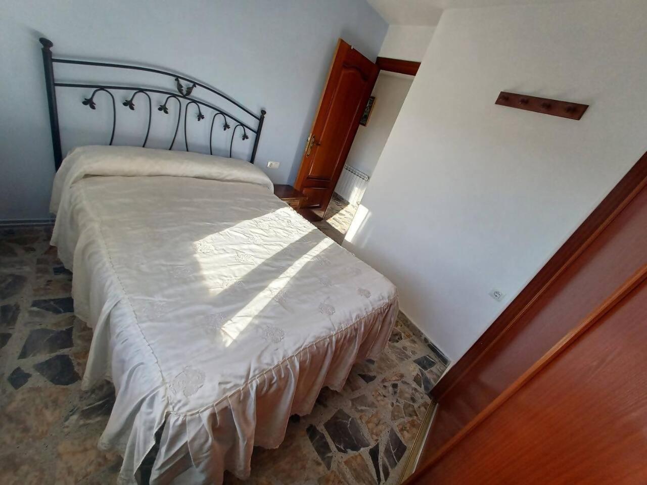 Casa Rural Apartamento Sol Ideal Para Familias Munébrega Kültér fotó